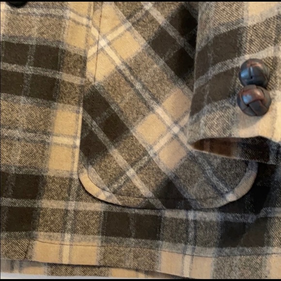 ⚠️CLOSET CLOSING⚠️ Vintage Levi’s “Big E” Plaid Wool Coat - Picture 4 of 4